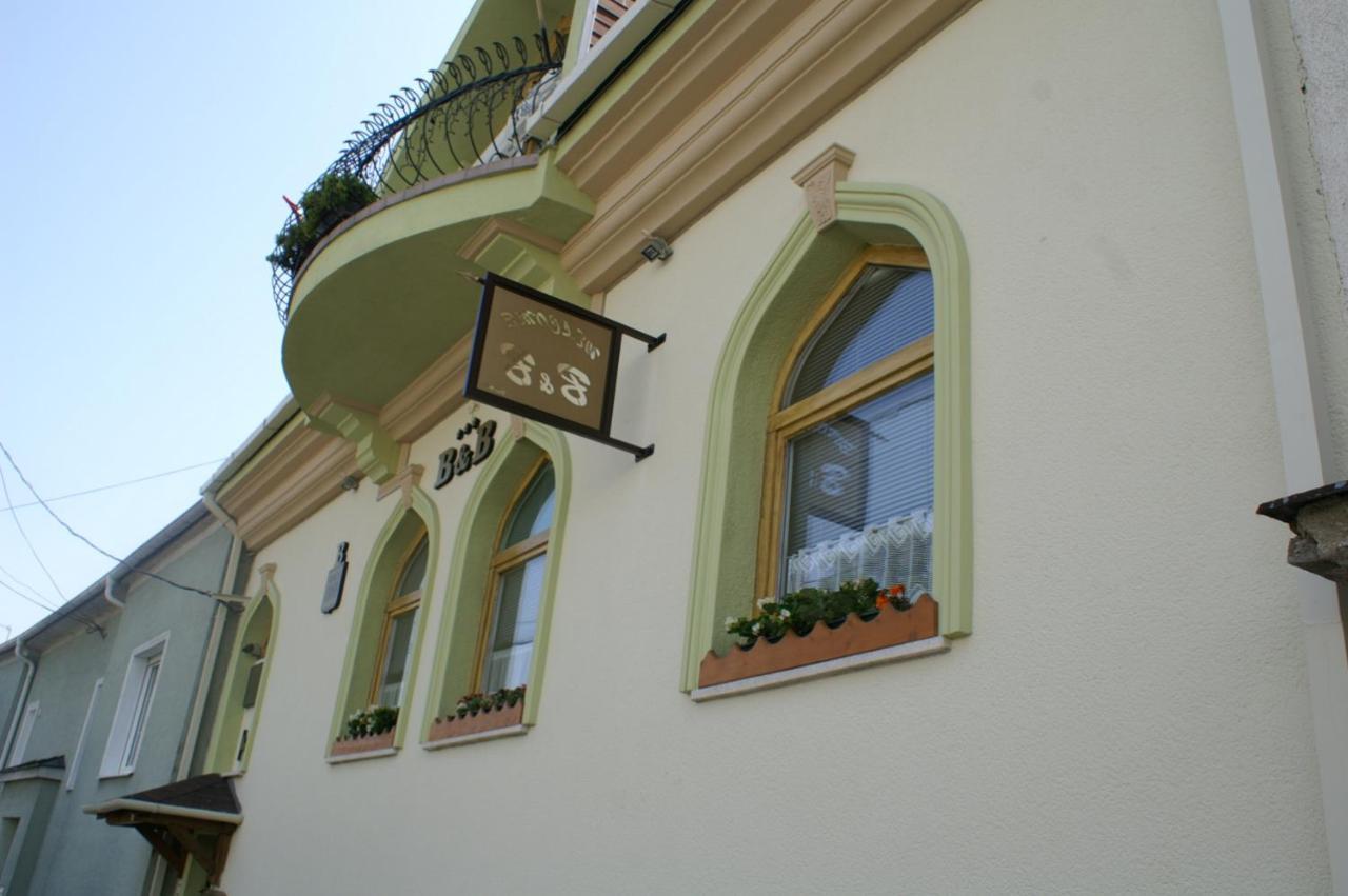 Bianco Appartement Sopron Buitenkant foto