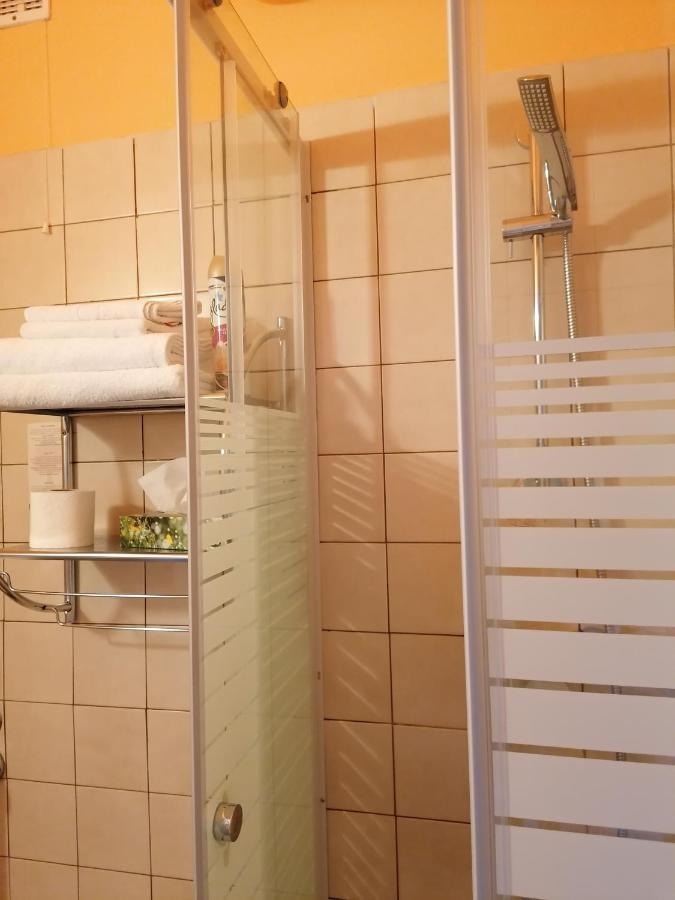 Bianco Appartement Sopron Buitenkant foto
