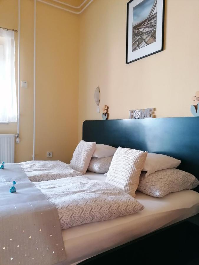 Bianco Appartement Sopron Buitenkant foto